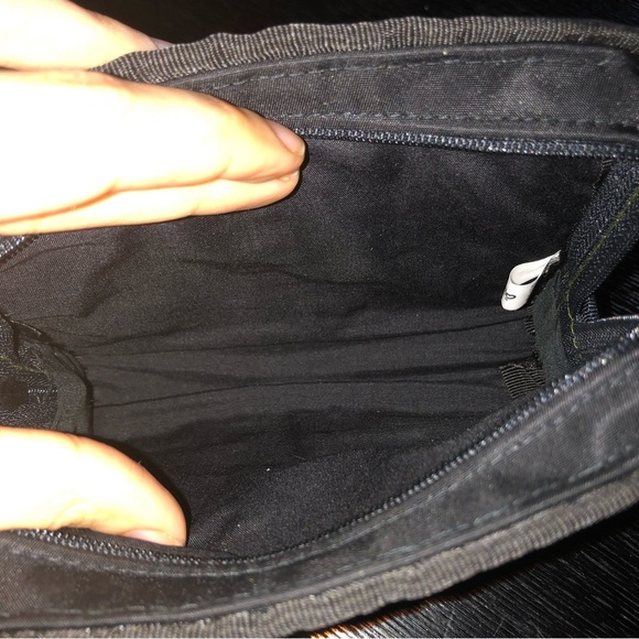 Vintage 2000 Bad Badtz-Maru Sanrio Small Straw Purse - Picture 9 of 13